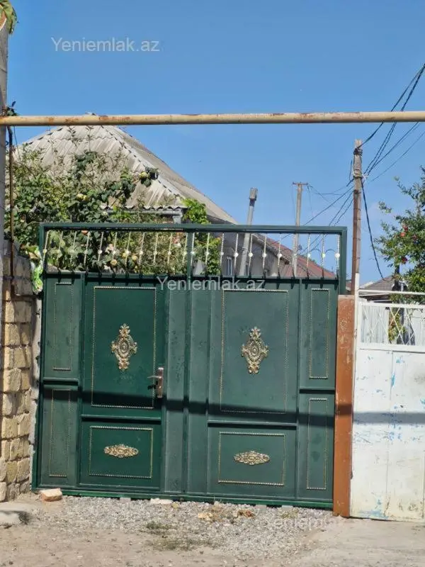 Satılır 3 otaqlı həyət evi 90 m²