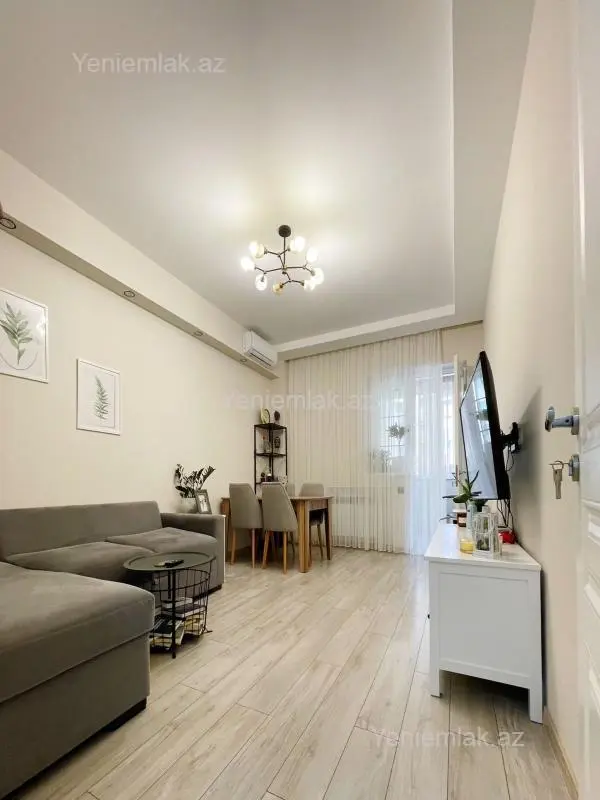 Satılır 2 otaqlı yeni tikili 63 m²