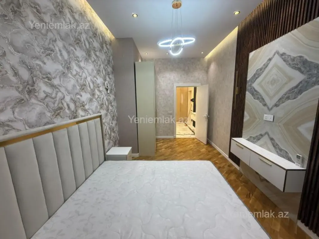 Satılır 2 otaqlı yeni tikili 70 m²