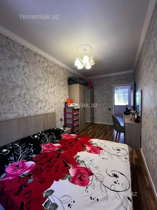 Satılır 2 otaqlı köhnə tikili 45 m²