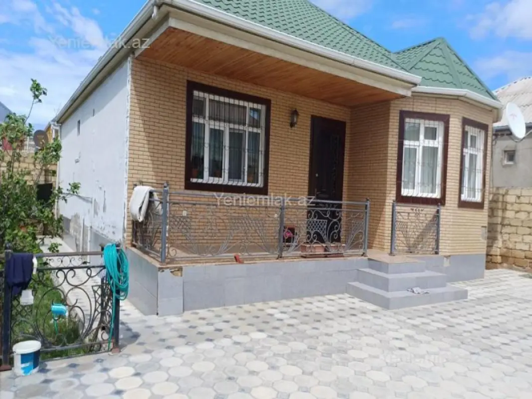 Satılır 3 otaqlı həyət evi 120 m²