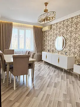 Satılır 3 otaqlı köhnə tikili 800 m² — Bakı, Nizami 3 otaq 800.00 m²