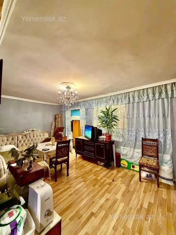 Satılır 3 otaqlı köhnə tikili 65 m²