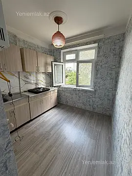 Satılır 1 otaqlı köhnə tikili 31 m² — Sumqayıt, 5-ci mikrorayon 1 otaq 31.00 m²