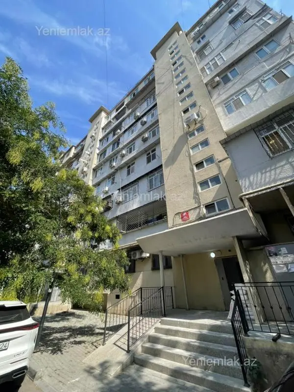 Satılır 2 otaqlı köhnə tikili 60 m²