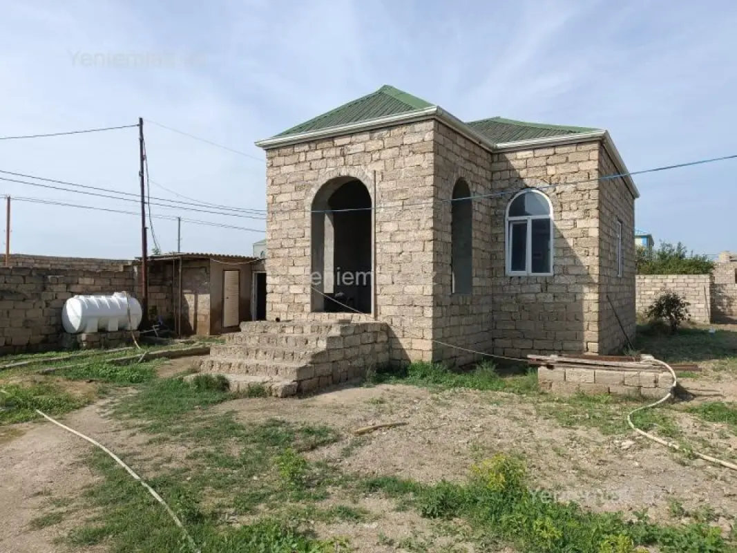 Satılır 3 otaqlı həyət evi 70 m²