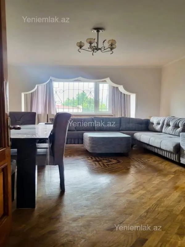 Satılır 3 otaqlı köhnə tikili 95 m²