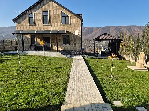 Satılır 5 otaqlı həyət evi 200 m² — Quba 5 otaq 200.00 m²