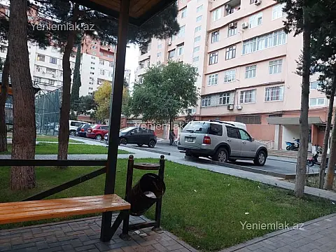 Satılır 4 otaqlı köhnə tikili 100 m² — Bakı, Xətai 4 otaq 100.00 m²