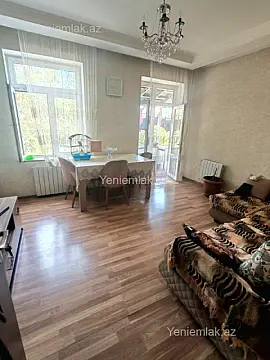 Satılır 3 otaqlı köhnə tikili 60 m² — Bakı, Nizami 3 otaq 60.00 m²