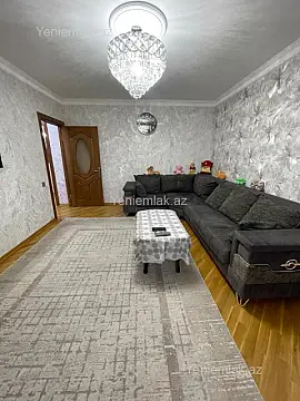 Satılır 3 otaqlı köhnə tikili 74 m² — Sumqayıt, 7-ci mikrorayon 3 otaq 74.00 m²