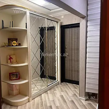Satılır 3 otaqlı köhnə tikili 80 m² — Bakı, Nizami 3 otaq 80.00 m²