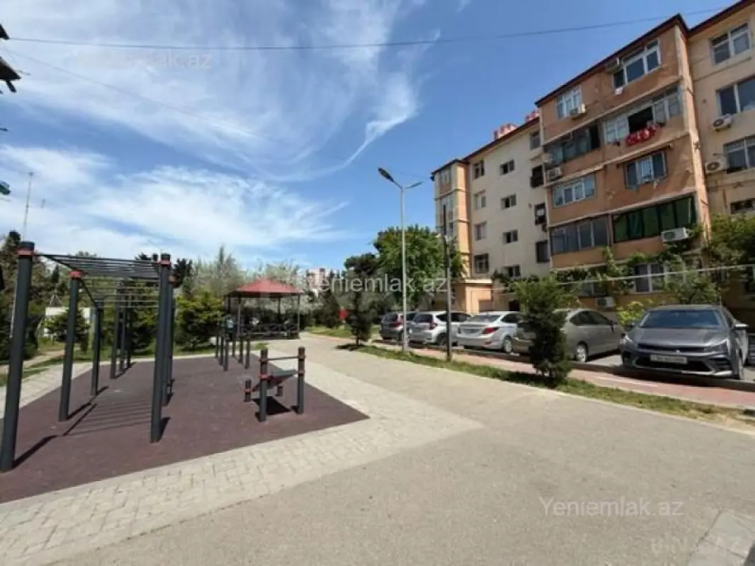Satılır 2 otaqlı köhnə tikili 40 m²