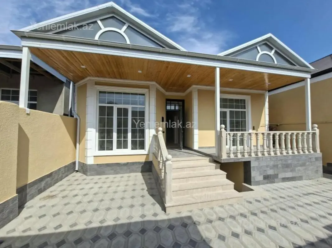 Satılır 4 otaqlı həyət evi 100 m²