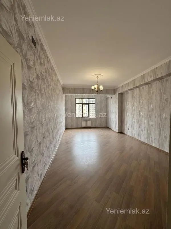 Satılır 3 otaqlı yeni tikili 125 m²