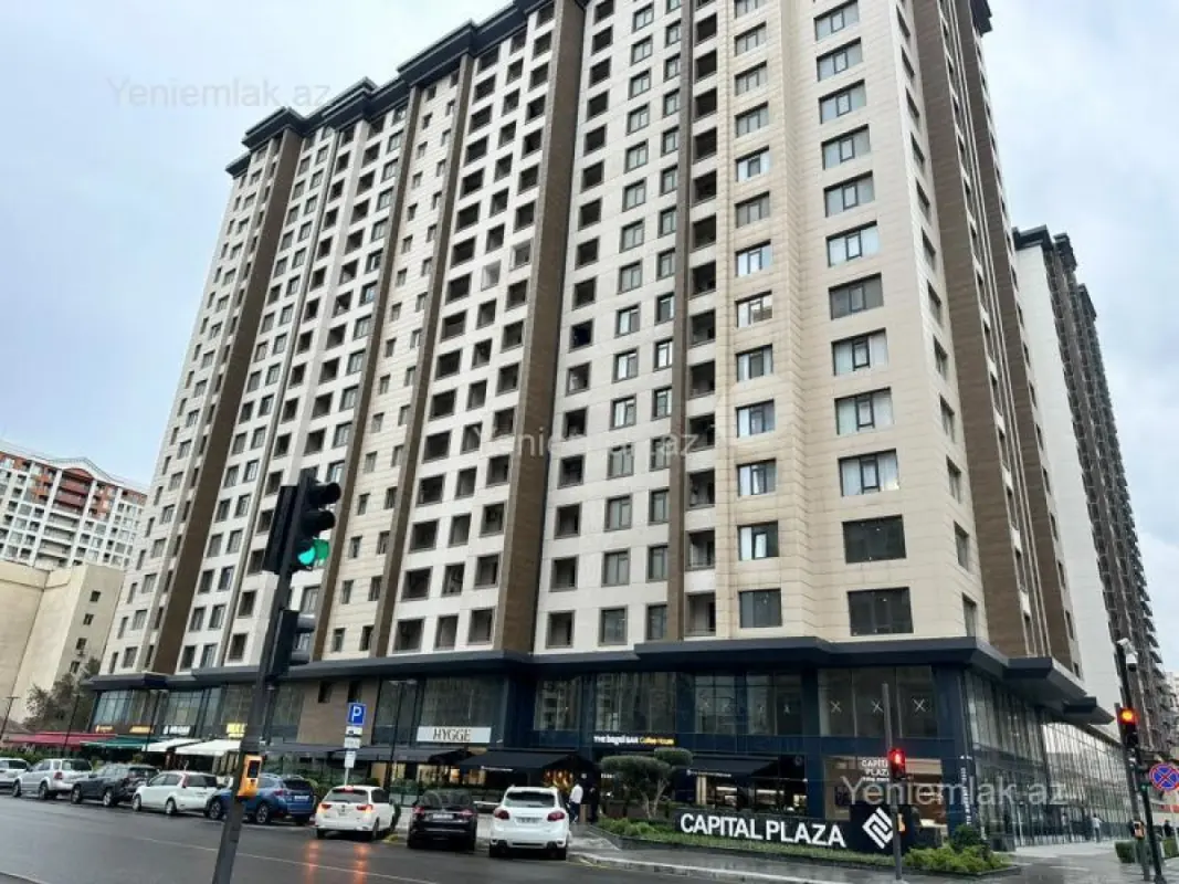 Satılır 4 otaqlı yeni tikili 180 m²