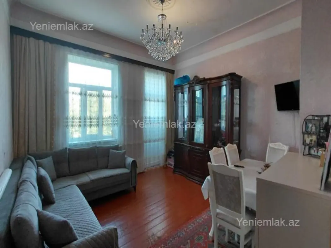 Satılır 3 otaqlı yeni tikili 80 m²