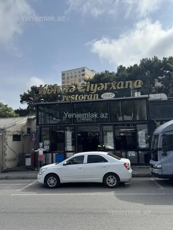 Satılır 2 otaqlı köhnə tikili 55 m²