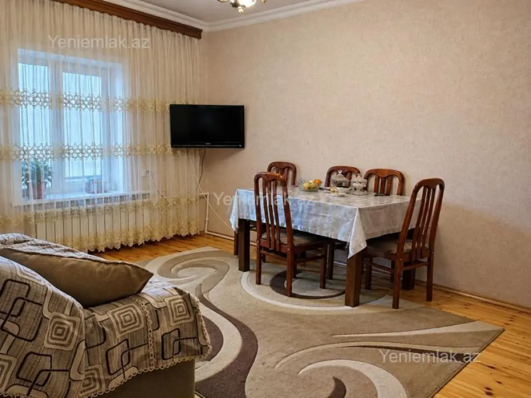 Satılır 3 otaqlı köhnə tikili 65 m²