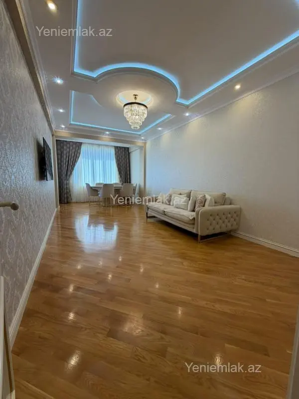 Satılır 3 otaqlı yeni tikili 133 m²