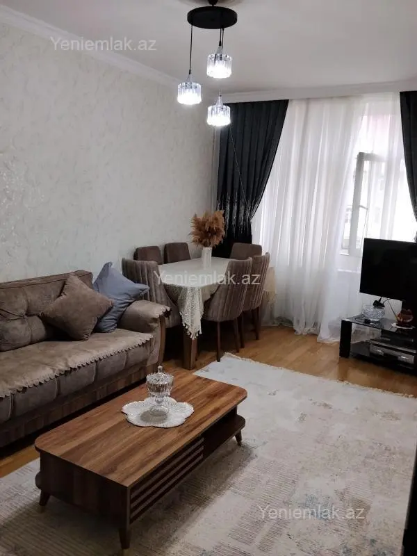 Satılır 3 otaqlı köhnə tikili 78 m²