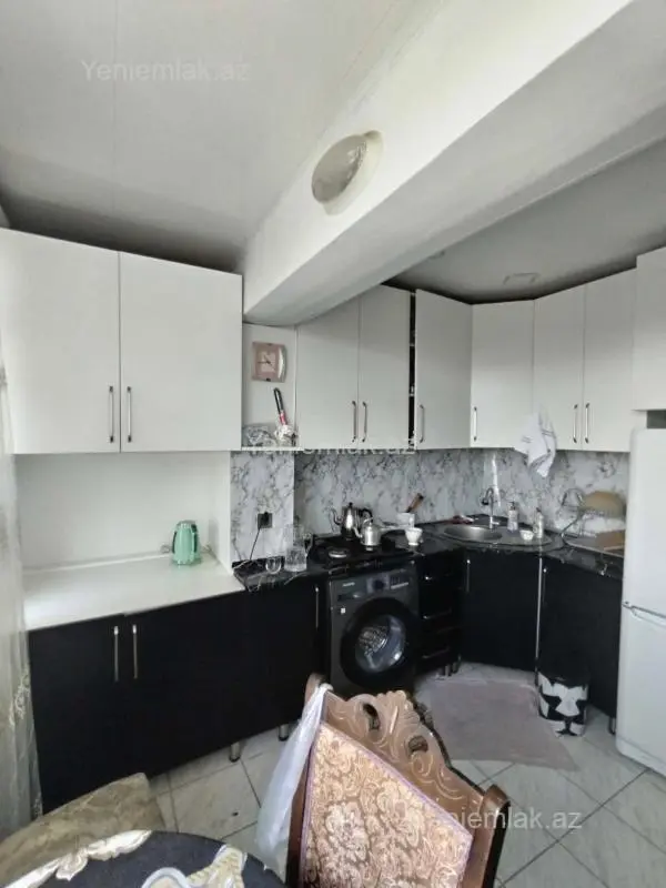 Satılır 4 otaqlı yeni tikili 135 m²