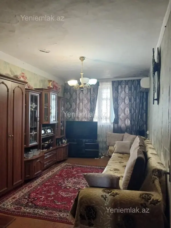 Satılır 2 otaqlı köhnə tikili 58 m²