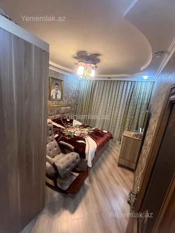 Satılır 5 otaqlı köhnə tikili 105 m²