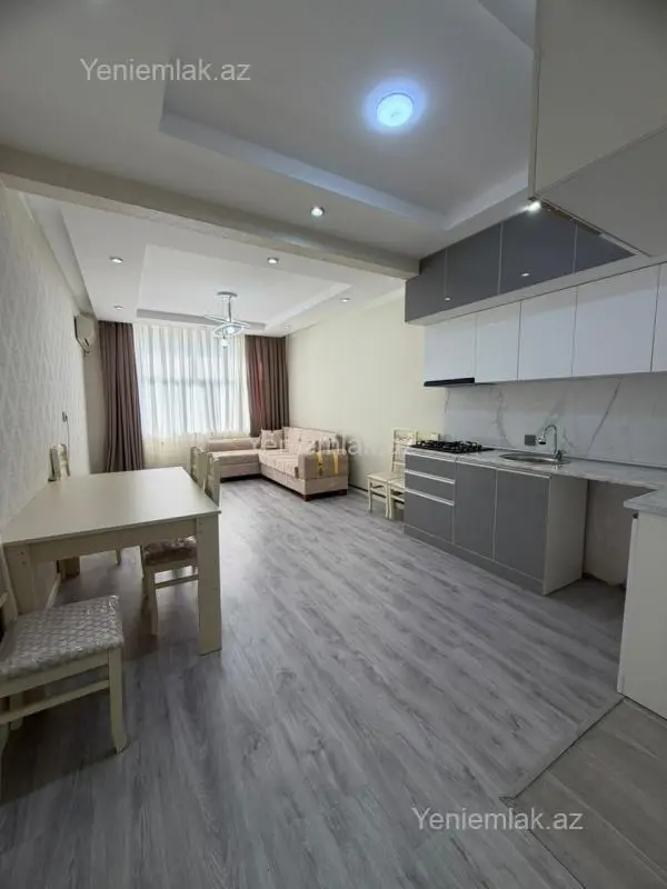 Satılır 2 otaqlı yeni tikili 82 m²