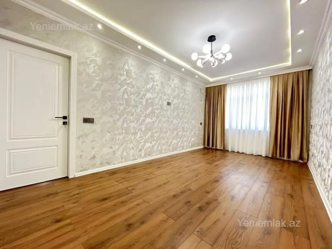 Satılır 3 otaqlı köhnə tikili 80 m²