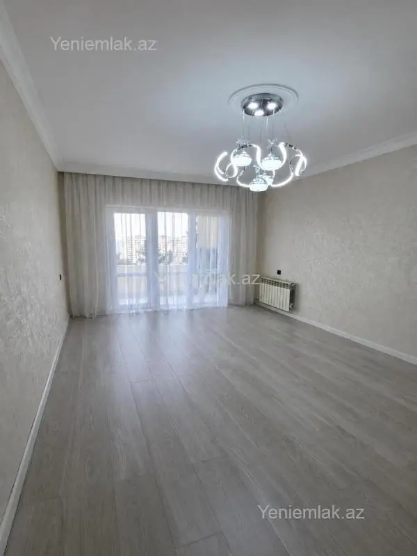Satılır 2 otaqlı köhnə tikili 65 m²