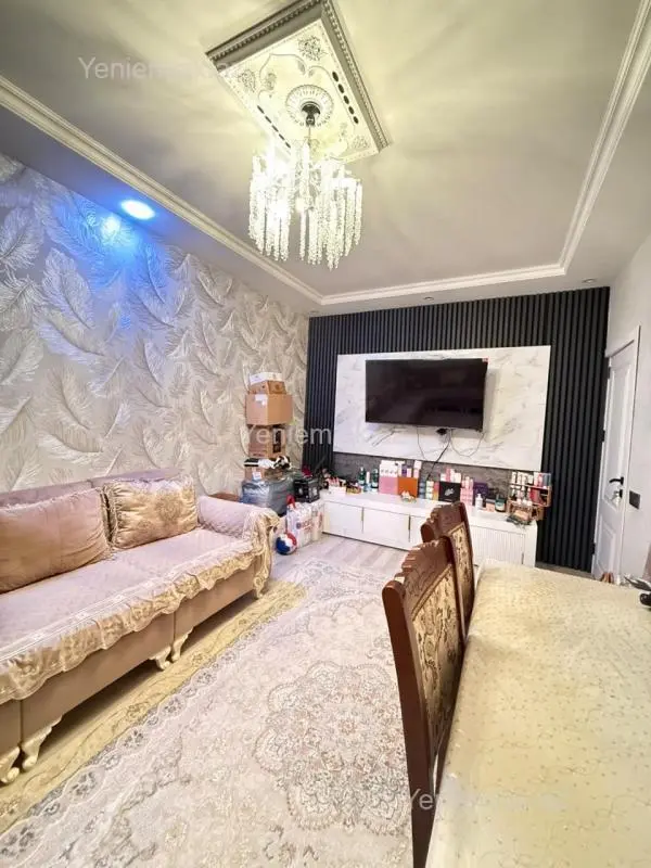 Satılır 3 otaqlı yeni tikili 82 m²