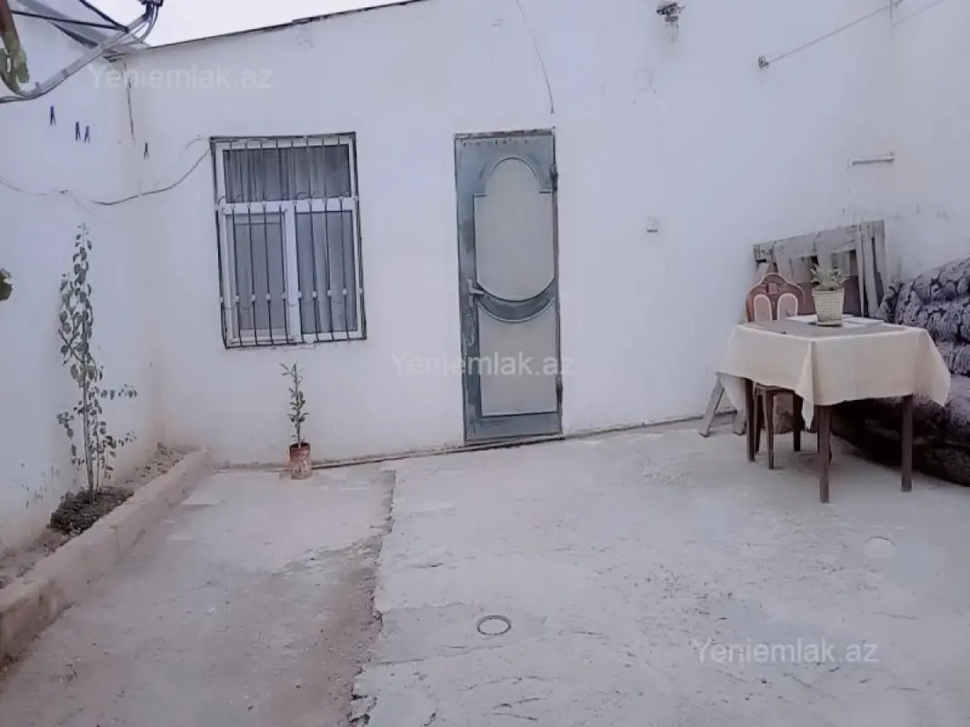 Satılır 4 otaqlı həyət evi 101 m²