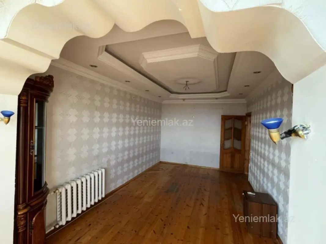 Satılır 3 otaqlı köhnə tikili 74 m²
