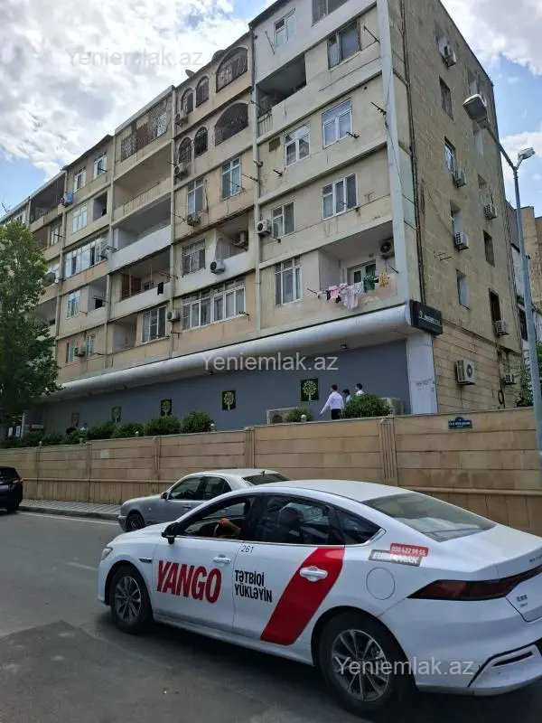 Satılır 1 otaqlı köhnə tikili 40 m²