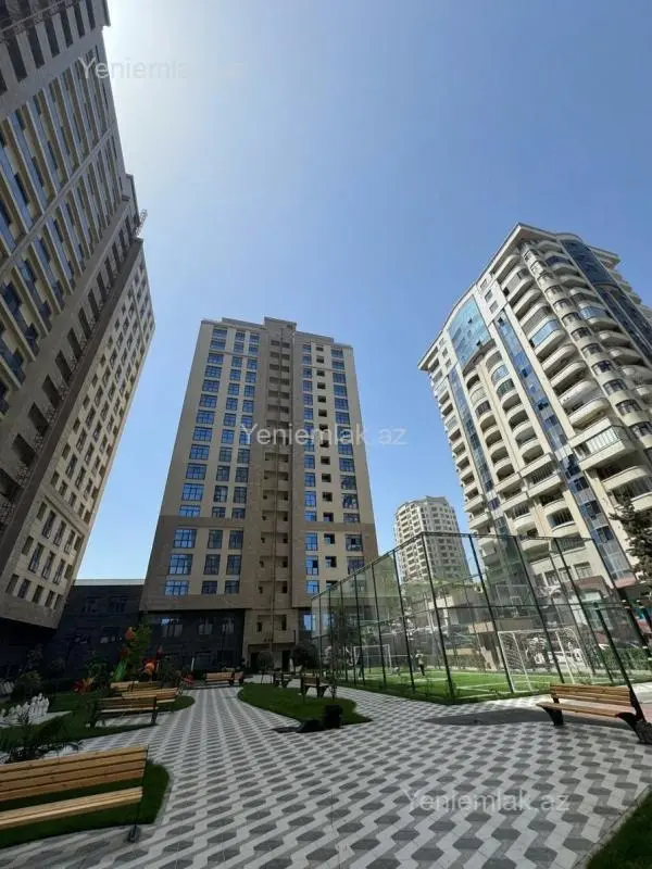 Satılır 4 otaqlı yeni tikili 145 m²