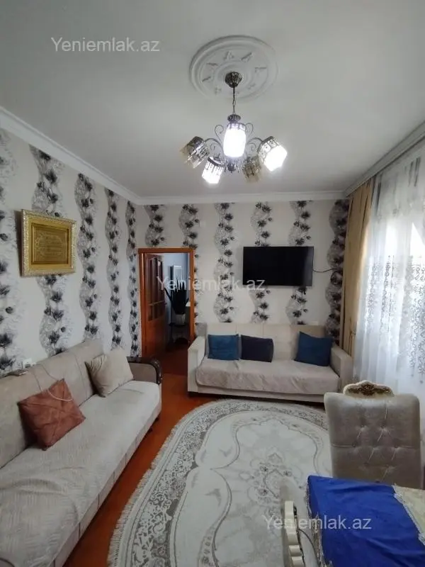 Satılır 3 otaqlı köhnə tikili 67 m²