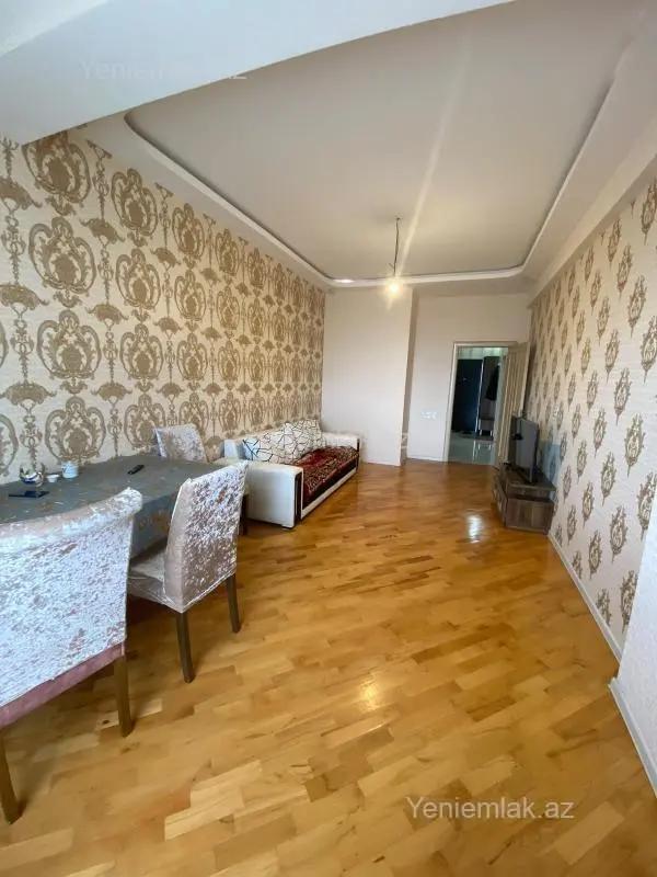 Satılır 3 otaqlı yeni tikili 75 m²