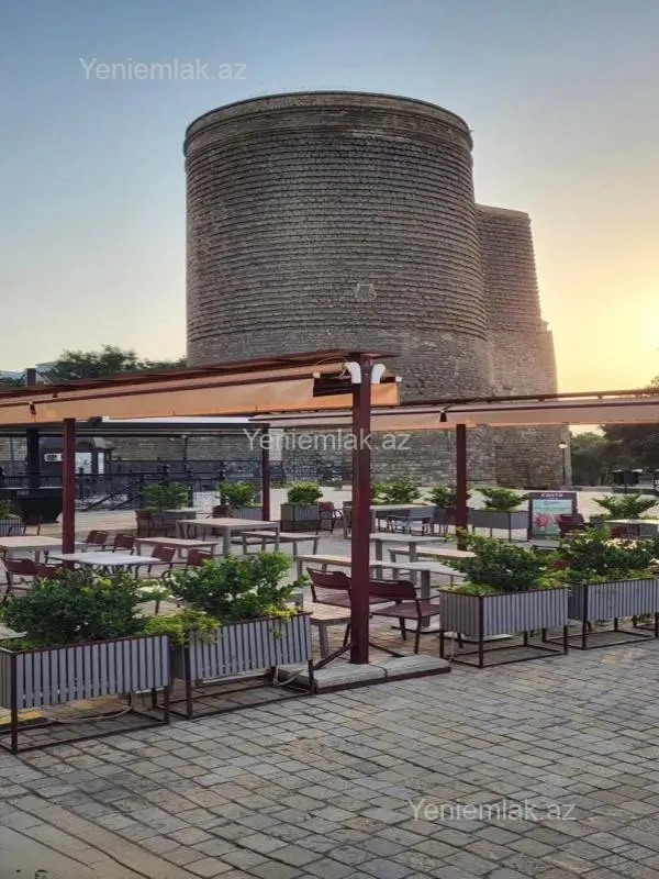 Satılır 3 otaqlı köhnə tikili 76 m²