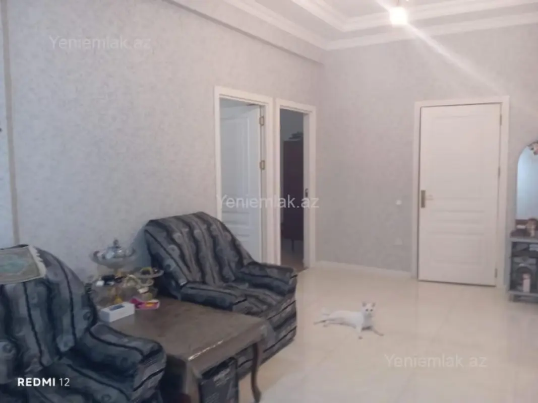 Satılır 2 otaqlı yeni tikili 77 m²