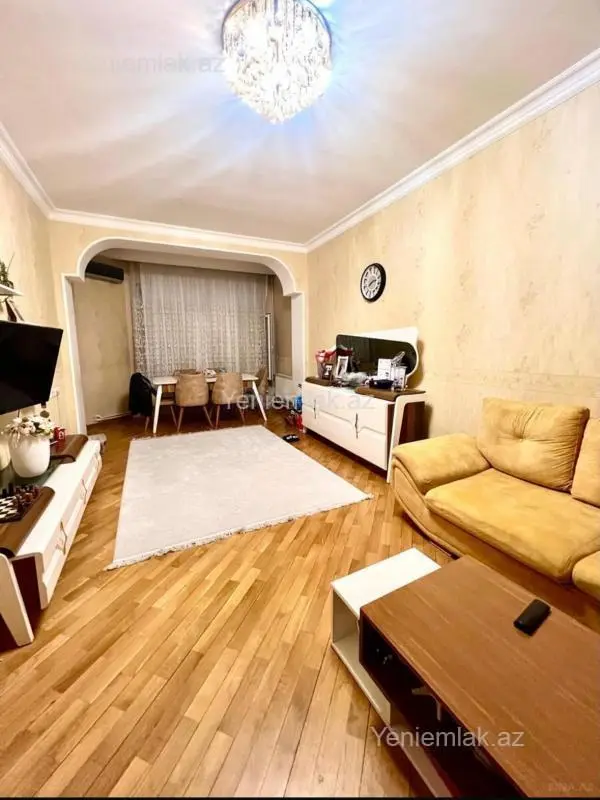 Satılır 2 otaqlı yeni tikili 100 m²