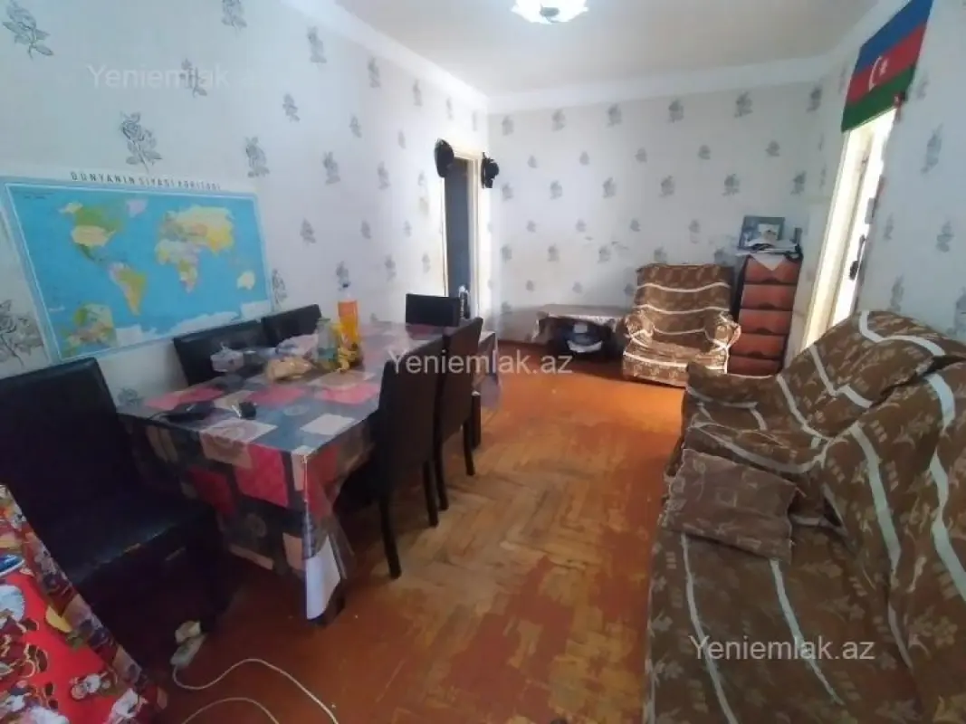 Satılır 2 otaqlı köhnə tikili 50 m²