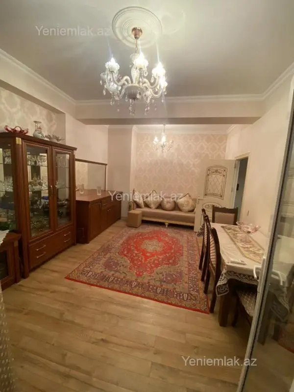 Satılır 3 otaqlı yeni tikili 90 m²