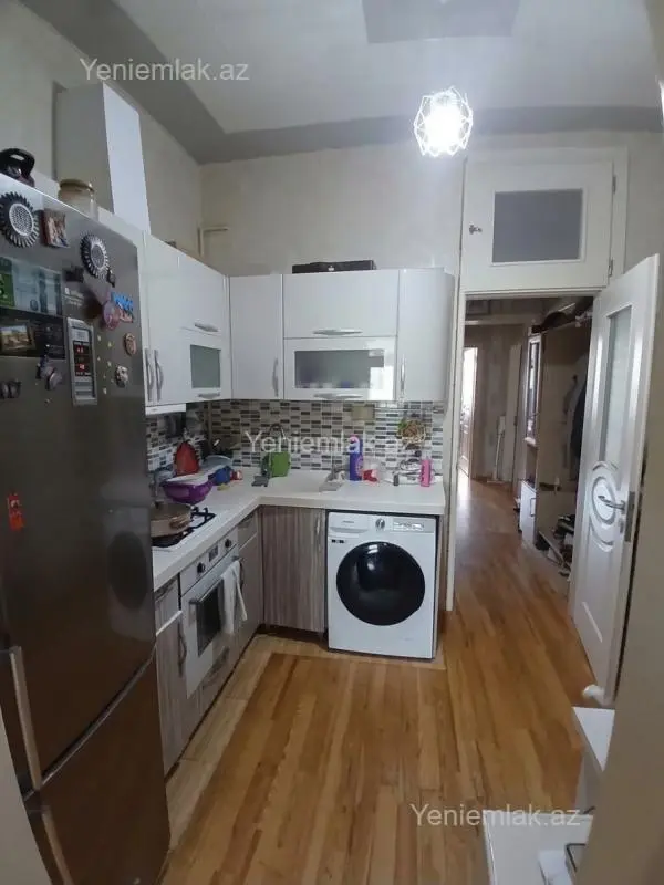 Satılır 3 otaqlı köhnə tikili 76 m²