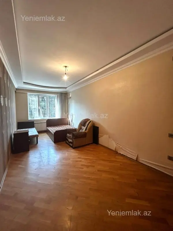Satılır 3 otaqlı yeni tikili 100 m²