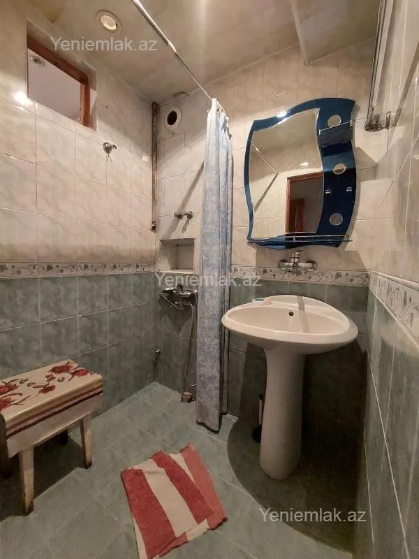 Satılır 3 otaqlı köhnə tikili 65 m²