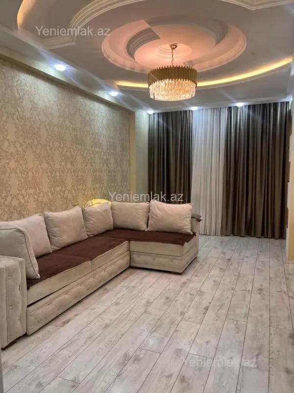 Satılır 3 otaqlı yeni tikili 73 m²