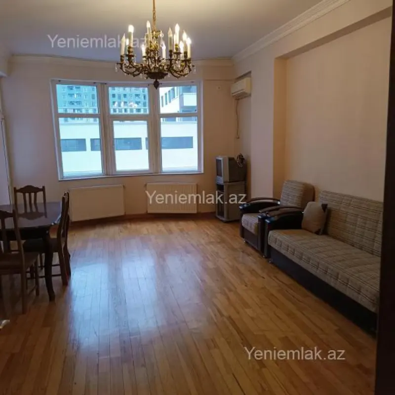 Satılır 3 otaqlı yeni tikili 122 m²