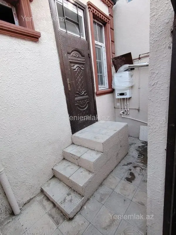 Satılır 2 otaqlı həyət evi 40 m²