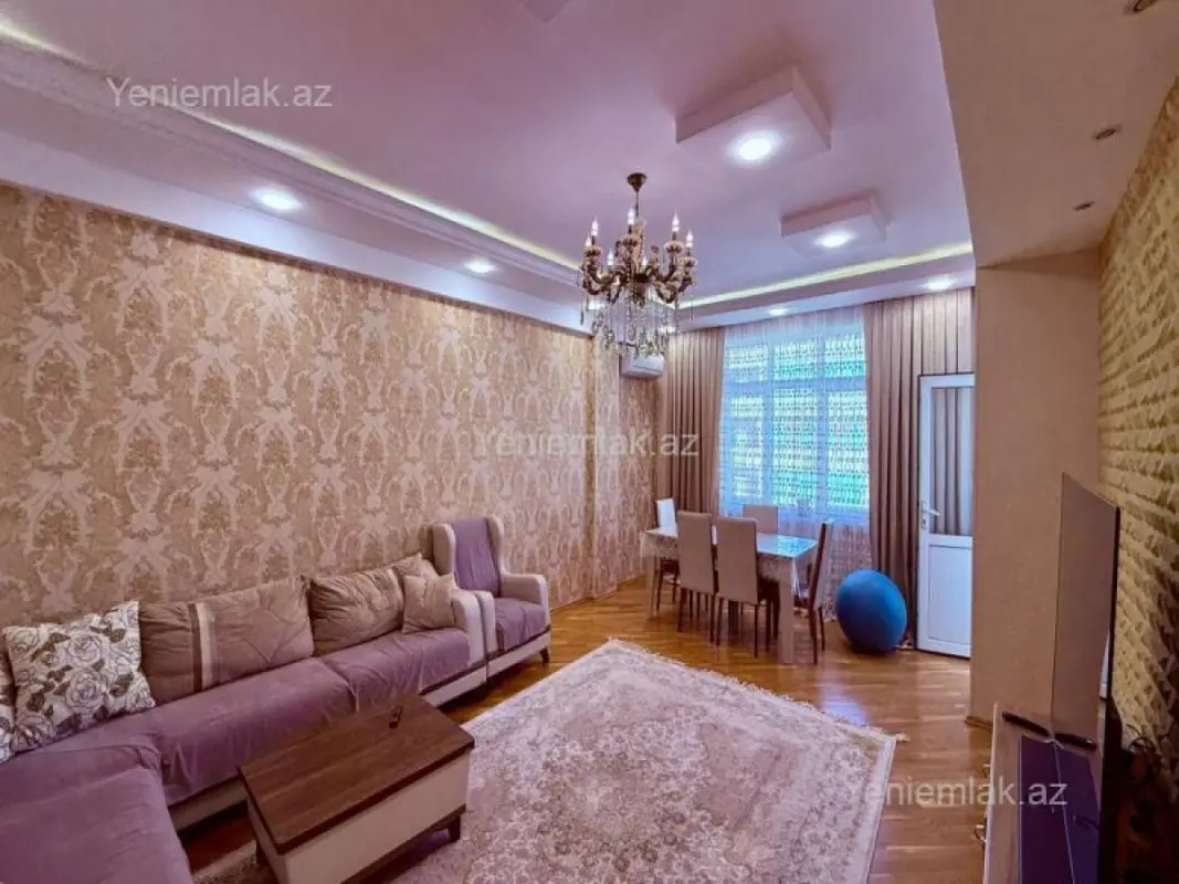 Satılır 3 otaqlı yeni tikili 125 m²